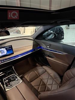 بي ام دبليو الفئة 7